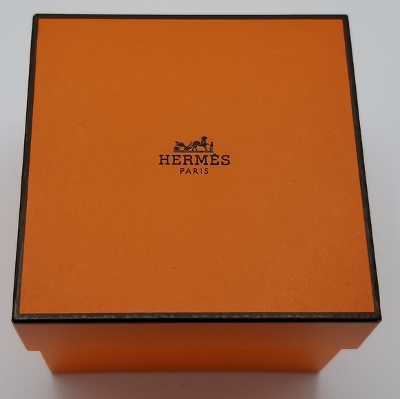 Hermes Arceau AR4.910 Watch - Picture 12 of 15